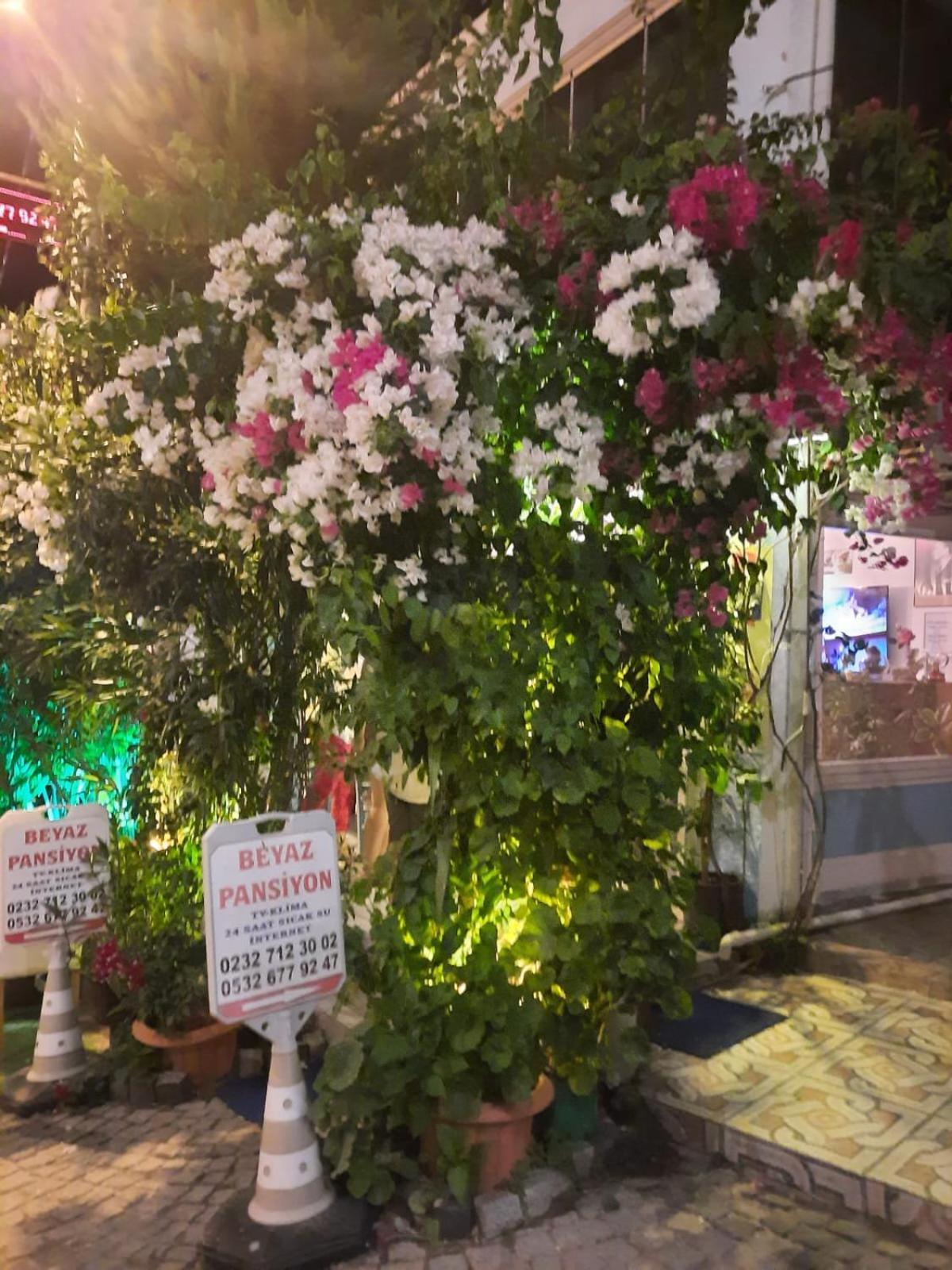 Beyaz Apart Pansiyon Çeşme 外观 照片